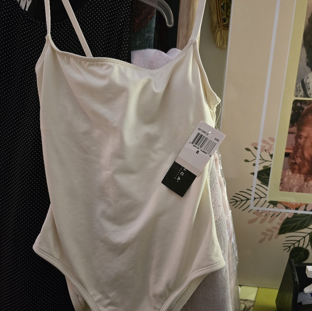 La Blanca Cream One Piece Swimsuit